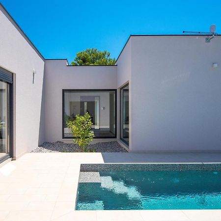 Vila Nauta - Luxury In Vintijan, Near Pula Екстер'єр фото