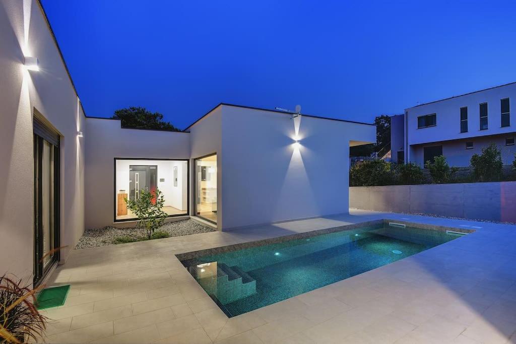 Vila Nauta - Luxury In Vintijan, Near Pula Екстер'єр фото